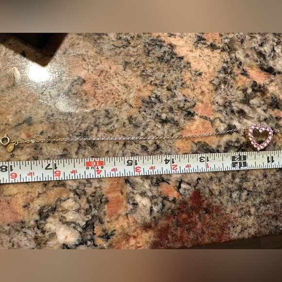 Joan Rivers pink rhinestone heart pendant with gold-tone 18” chain - Picture 6 of 6